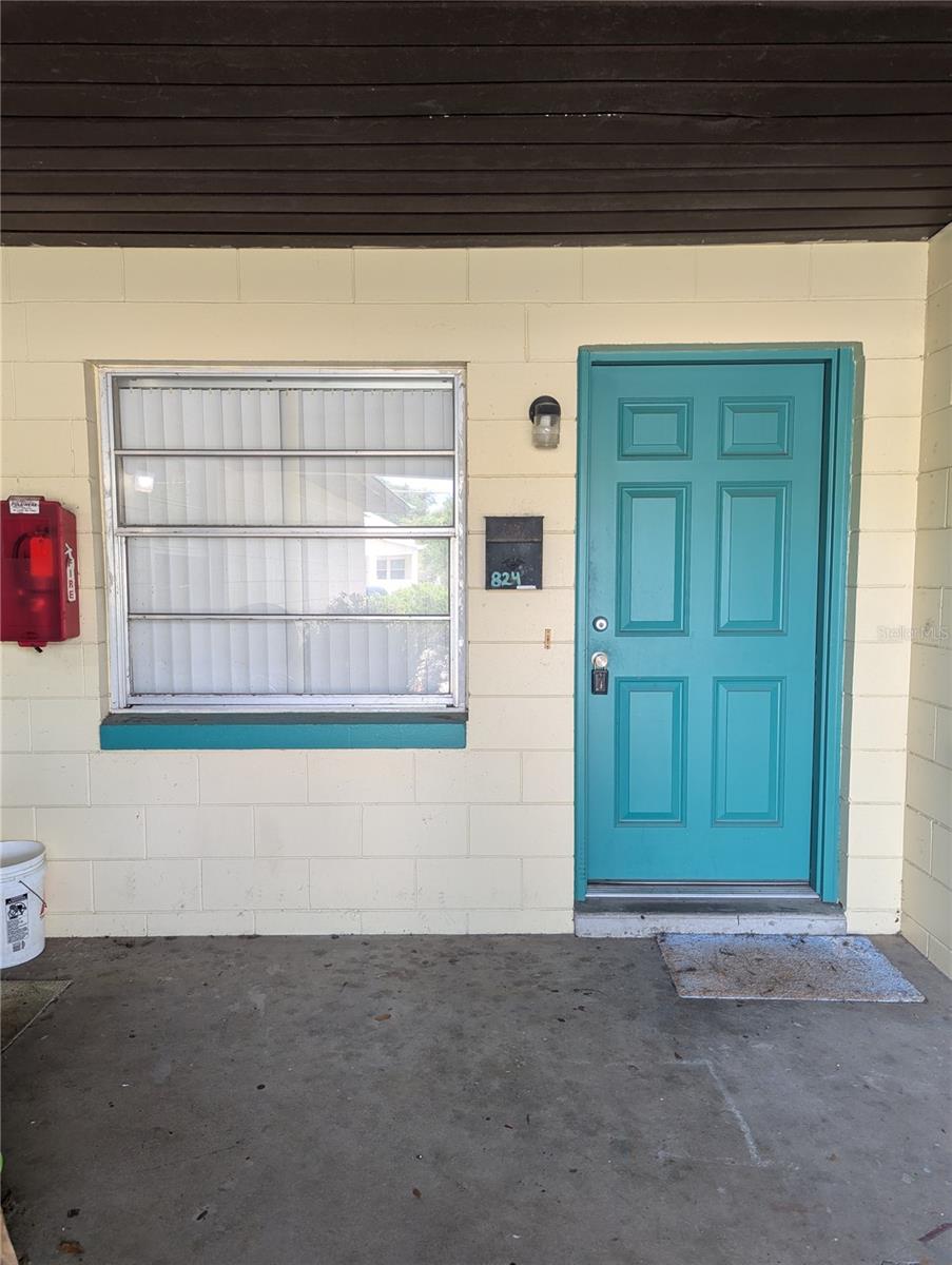 824 N Saint Clair Abrams Ave — photo