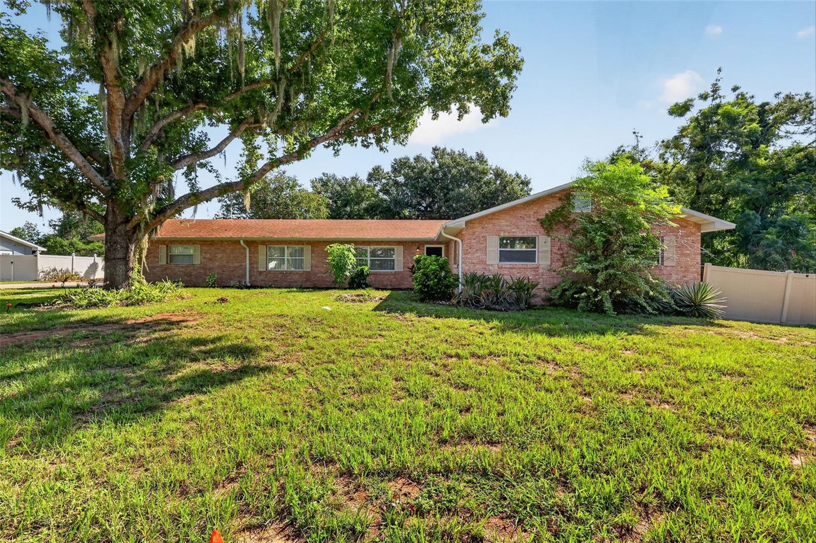 5 Hermosa Drive, Eustis, FL 32726 — photo 3