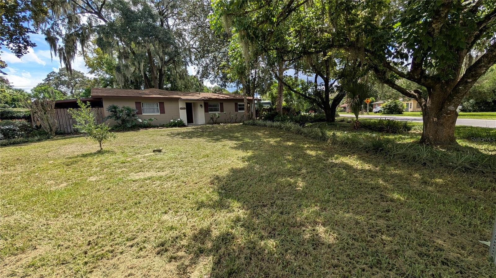 1408 NE 25th Pl — photo
