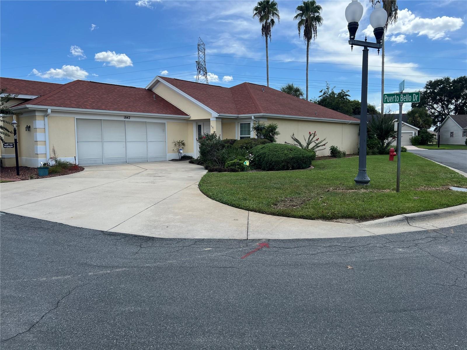 1842 Puerto Bello Dr — photo