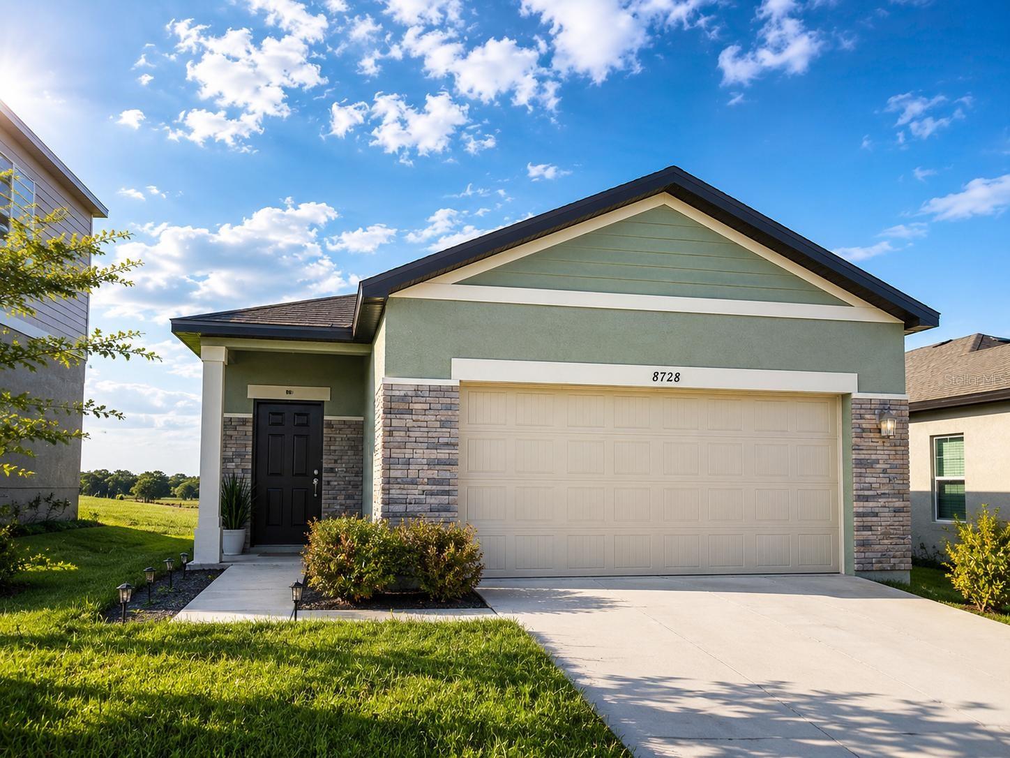 8728 Sportsman Loop — photo