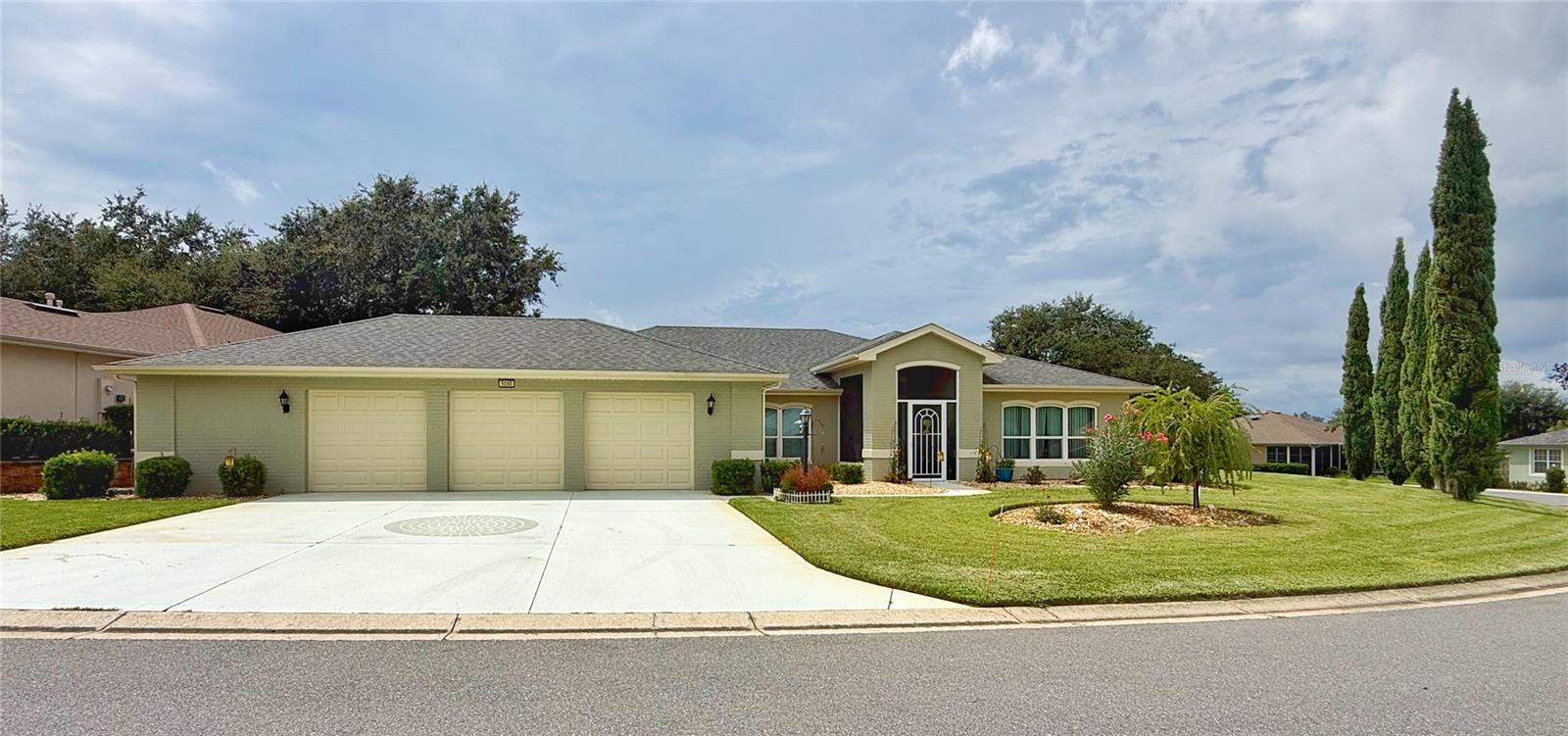 5090 Indian Ocean Loop — photo