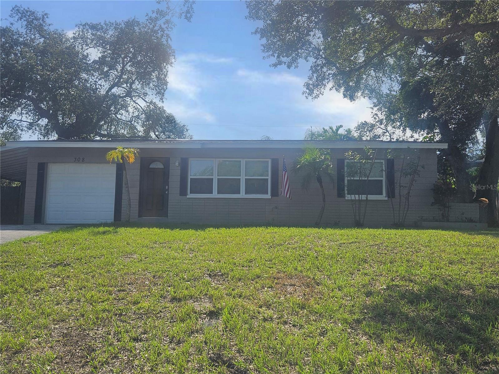 308 Evelyn Ave — photo