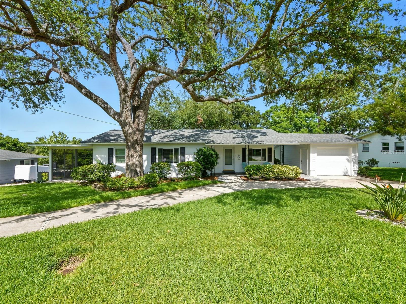 1426 Crestview Dr — photo