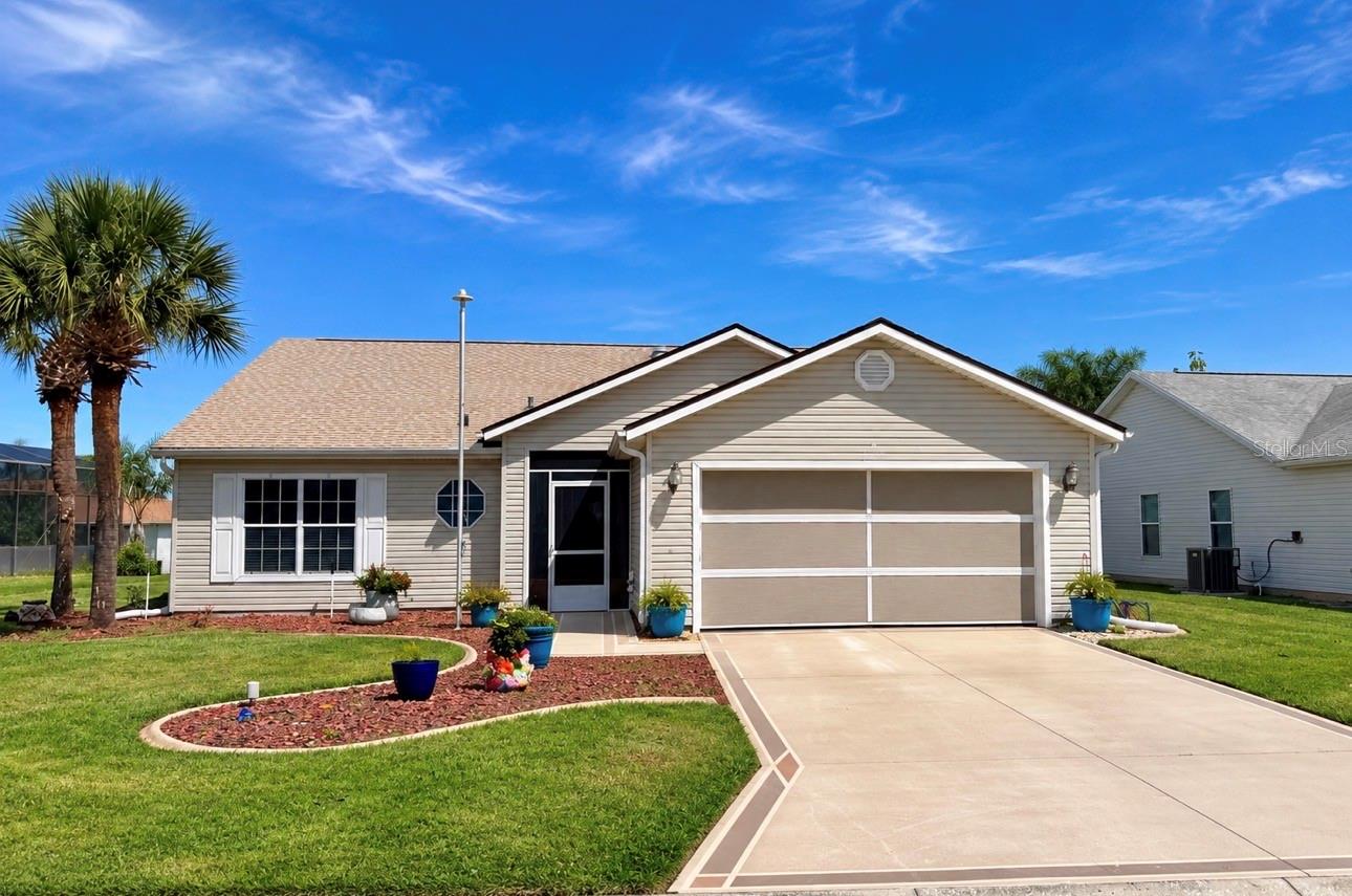 4617 Manor View Dr — photo