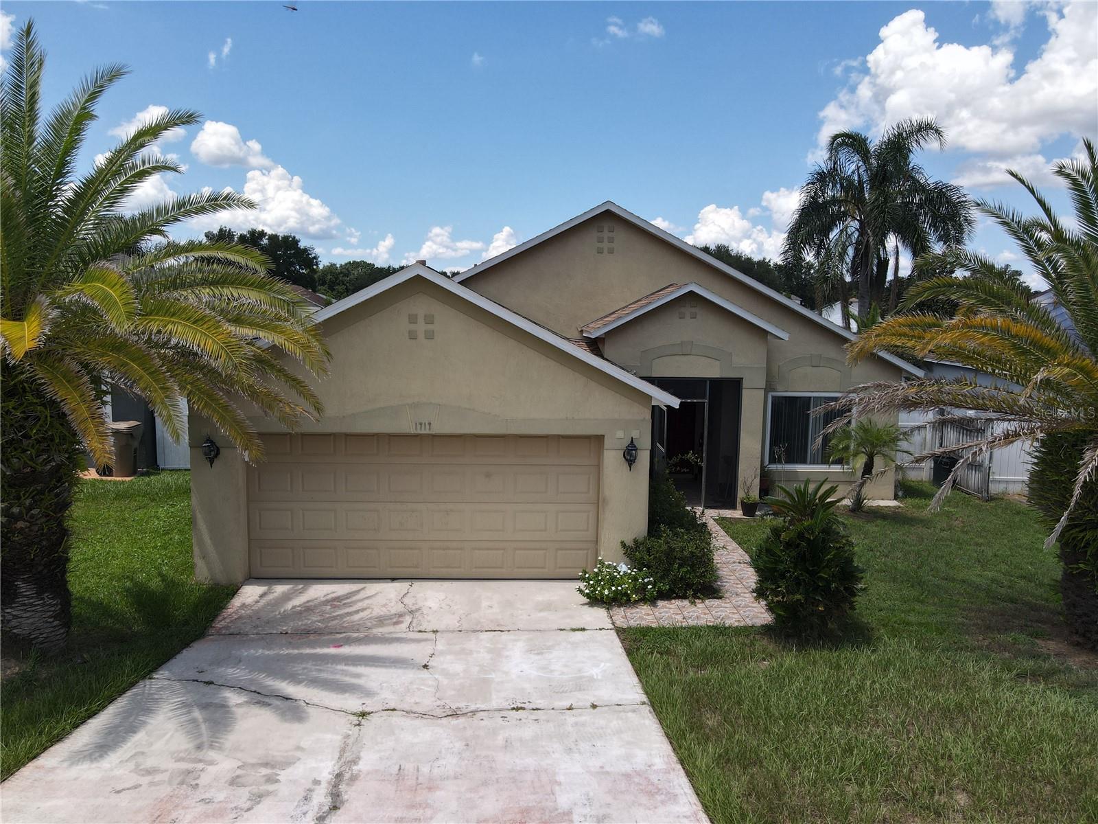 1717 Burnham Ct — photo