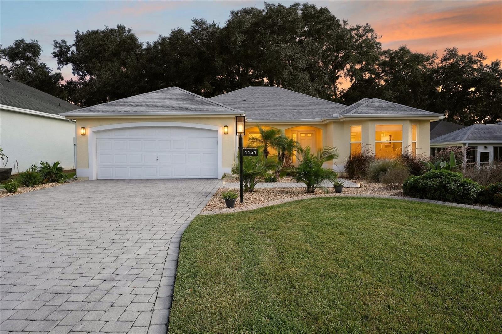1454 San Clemente Ct — photo