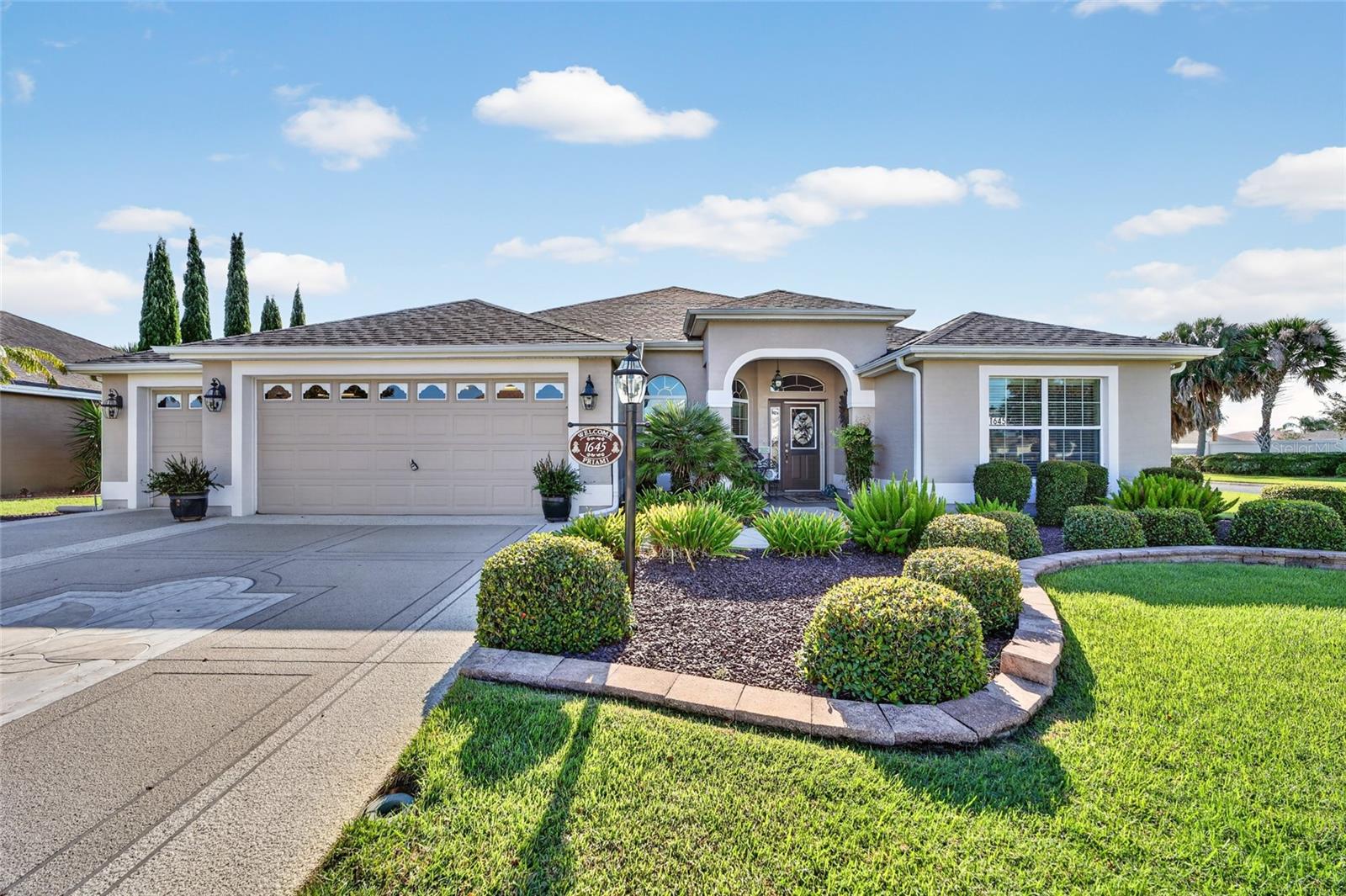 1645 Hollow Branch Way — photo