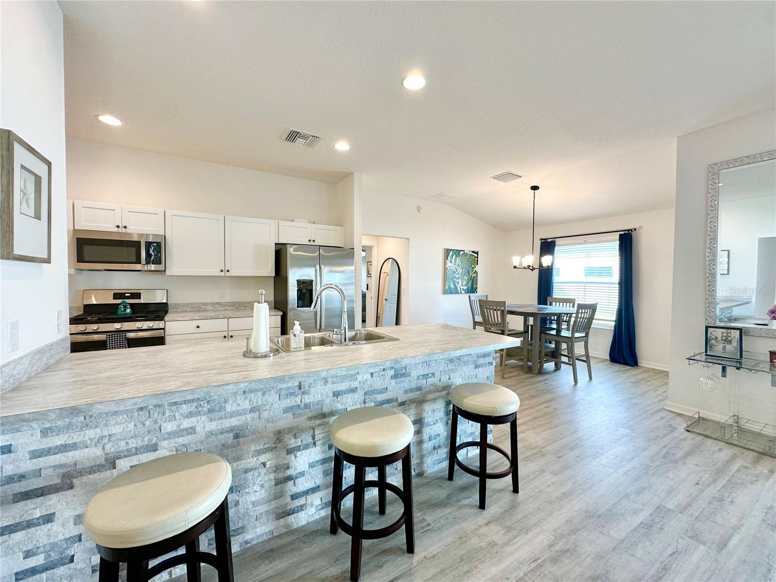 2634 Ruter Way, Middleton, FL 34762 — photo 2