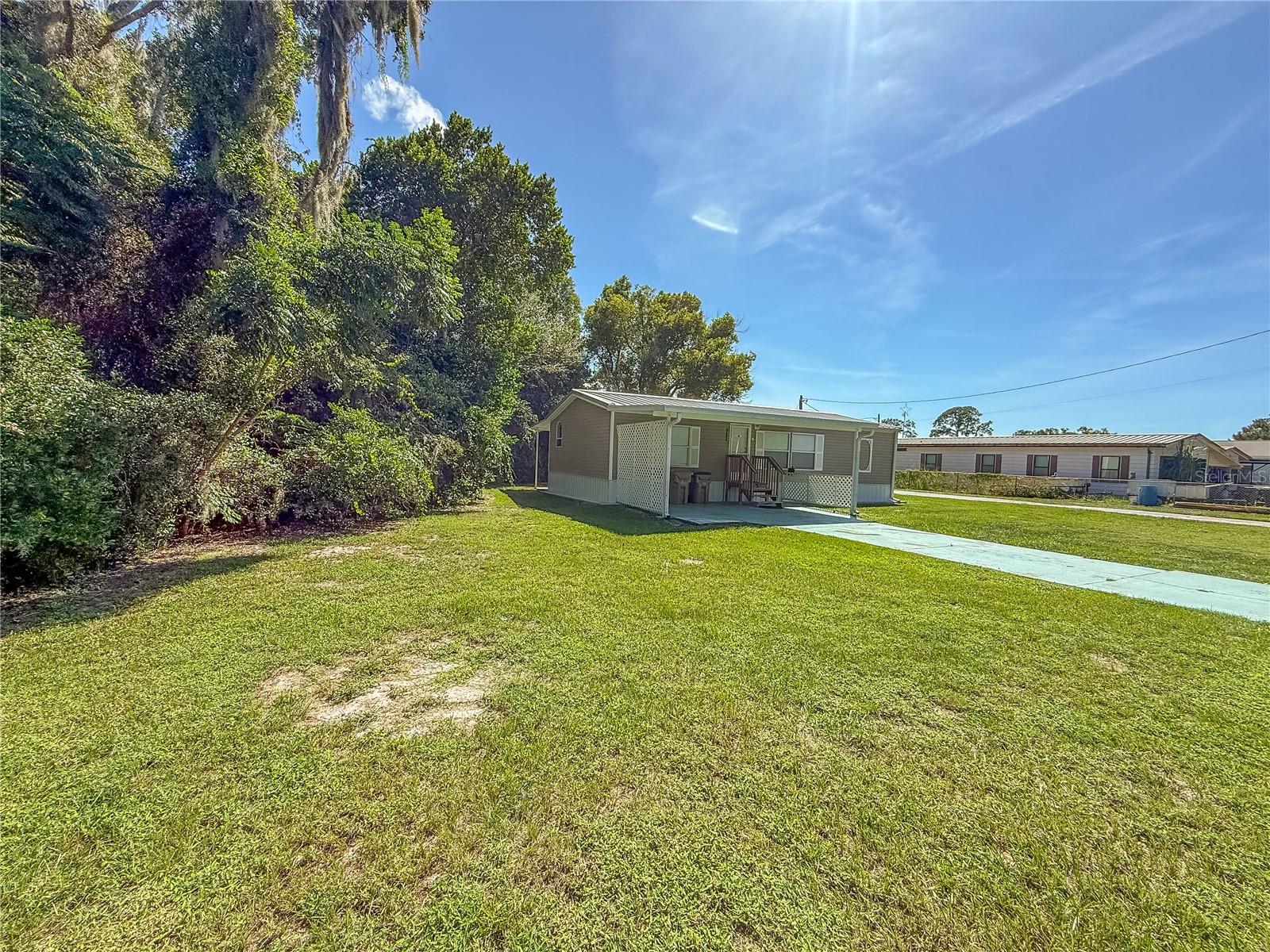 13708 Palm Dr — photo