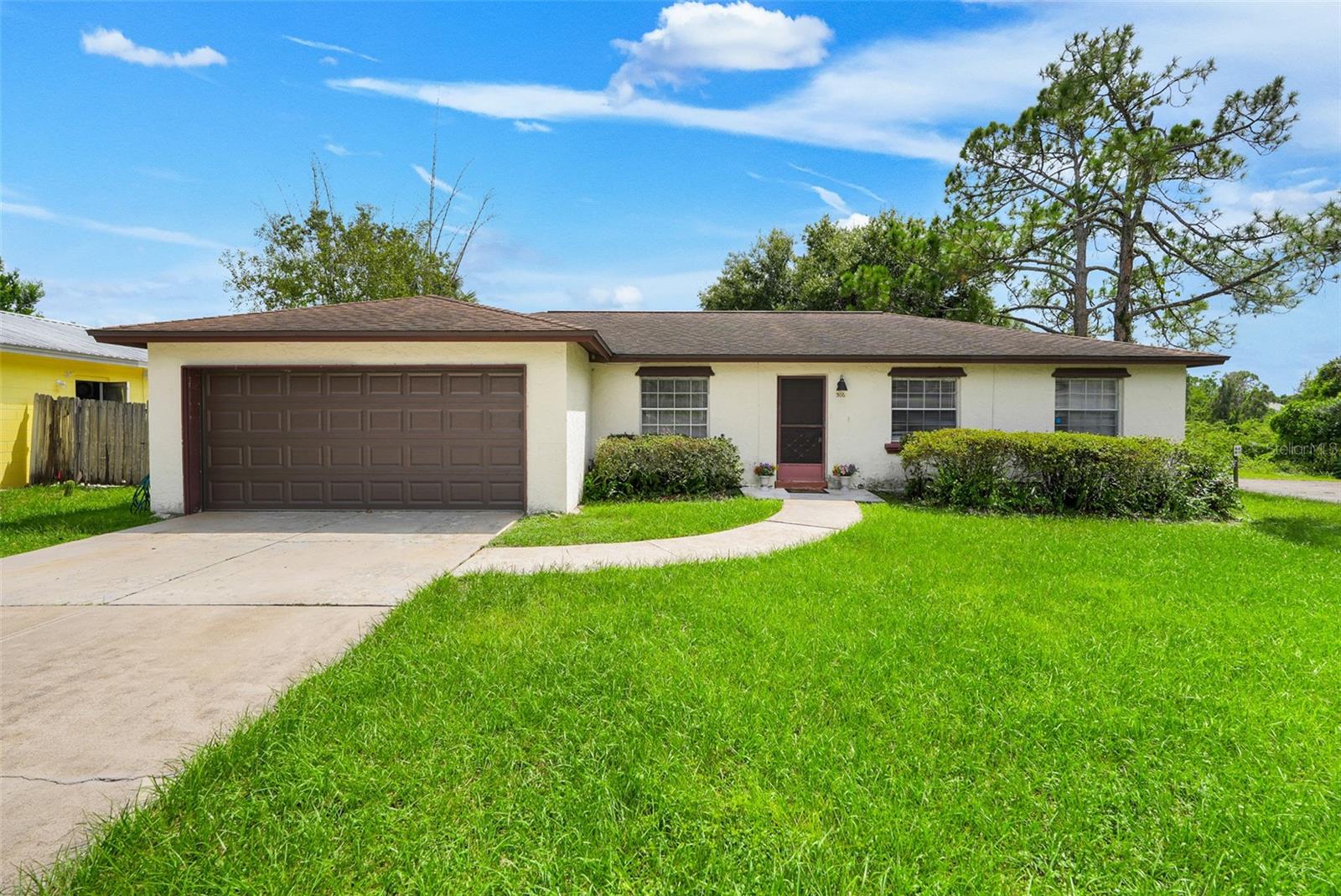 306 Loch Low Dr — photo