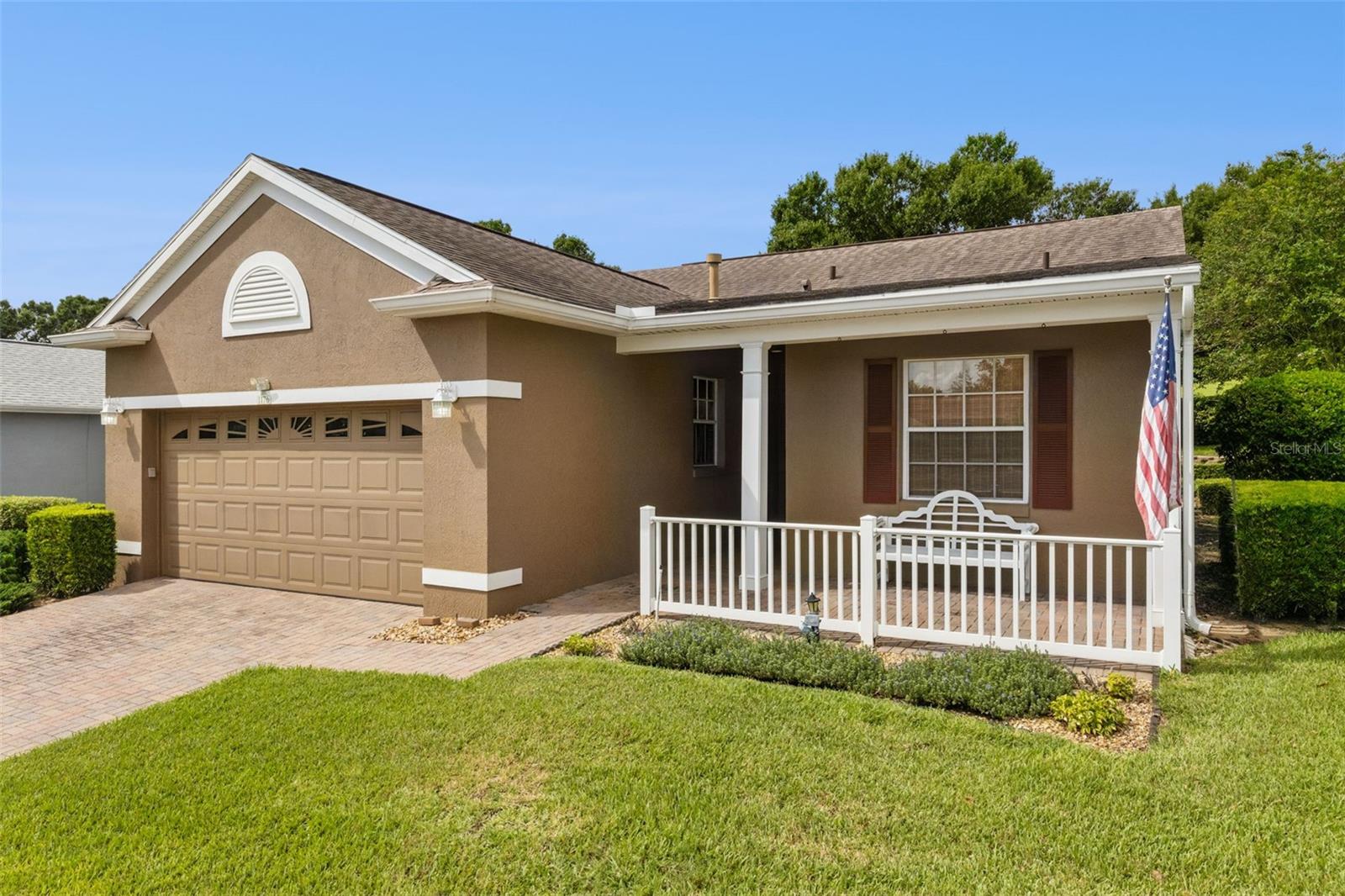 1176 Mesa Verde Ct — photo