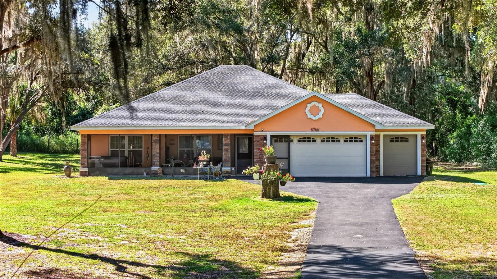 5788 W Riverbend Rd — photo