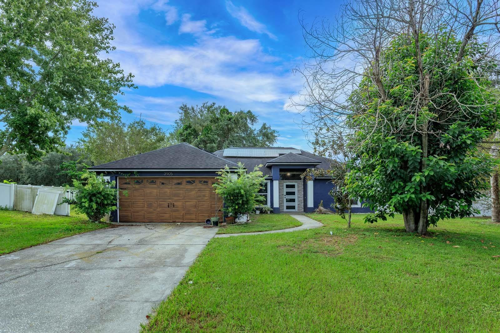 3905 Whispering Pine Ct — photo