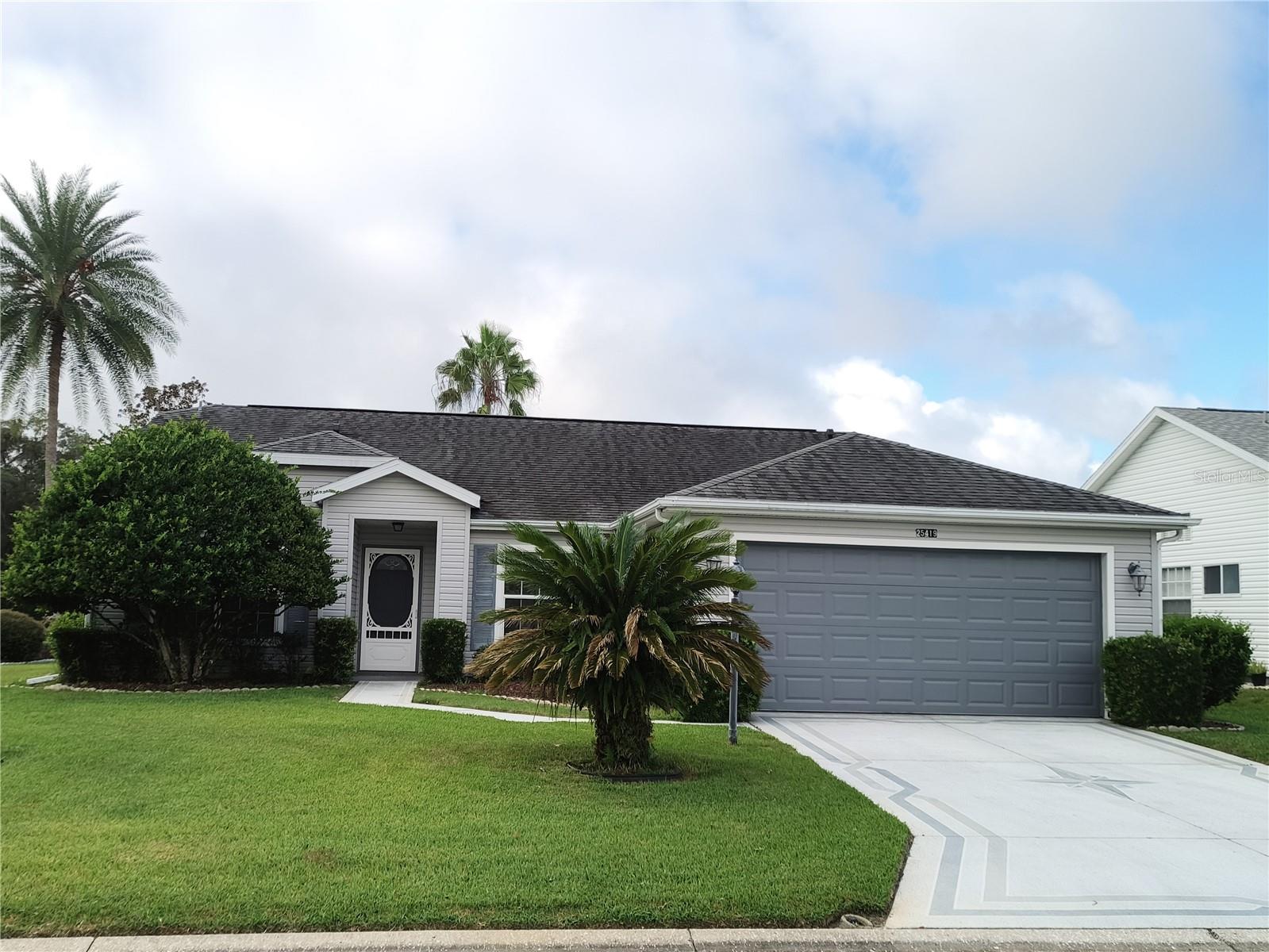 25419 Crestwater Dr — photo