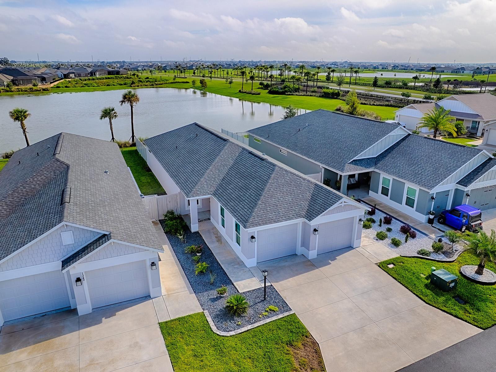 1359 Darren Dr — photo