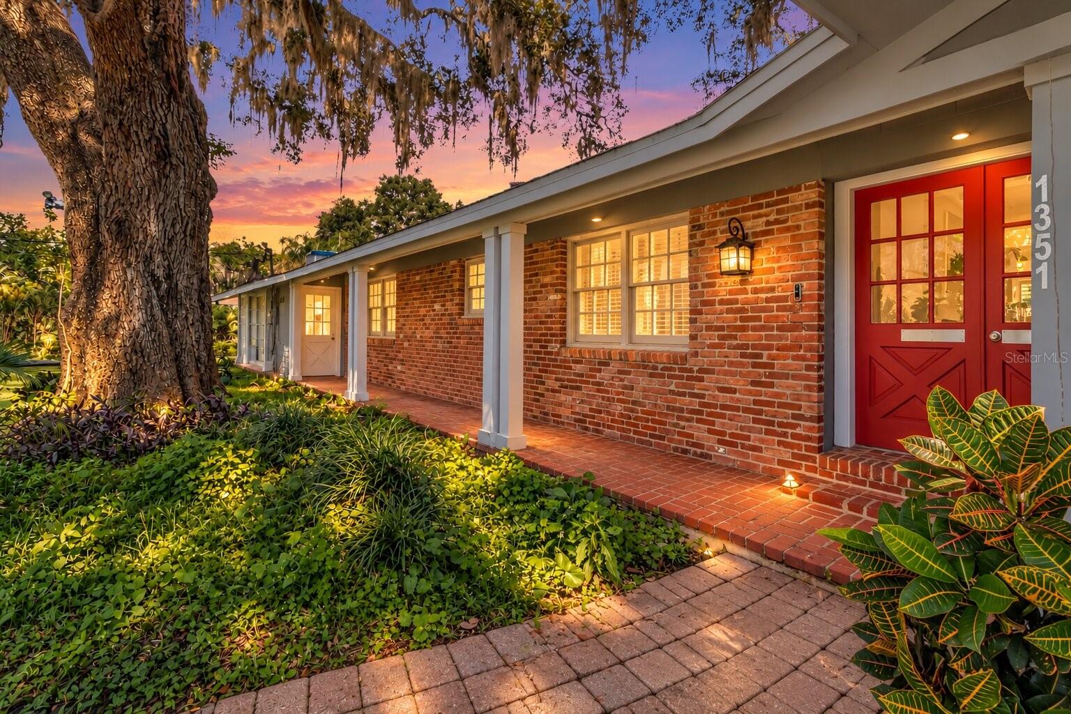 1351 Markham Woods Rd — photo