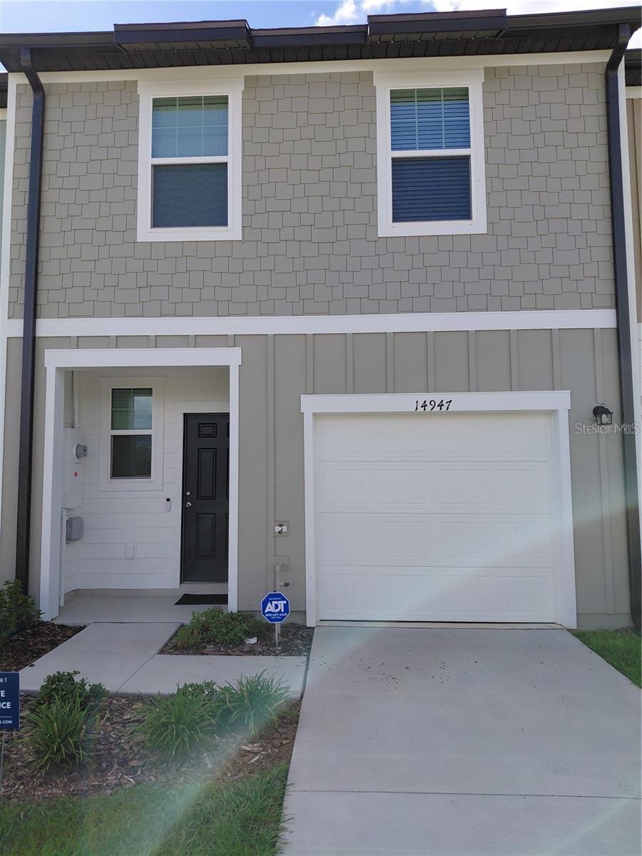 14947 Pisa Pkwy — photo