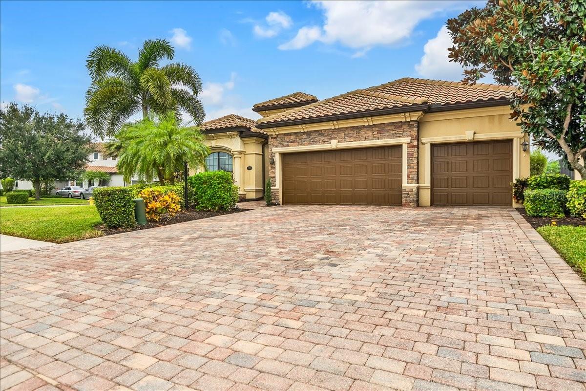 13003 Belknap Pl — photo