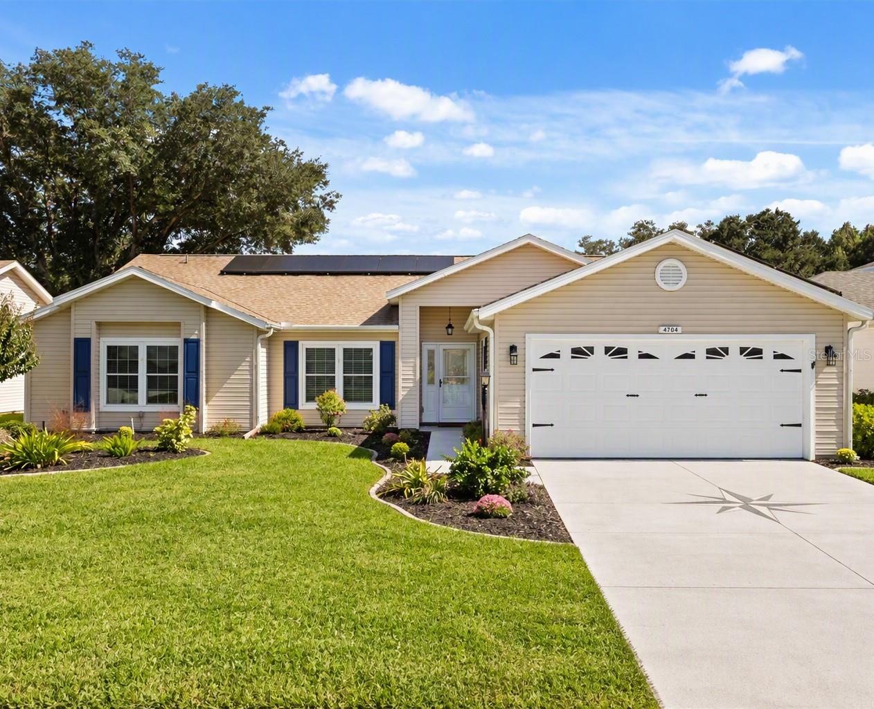 4704 River Ridge Dr — photo