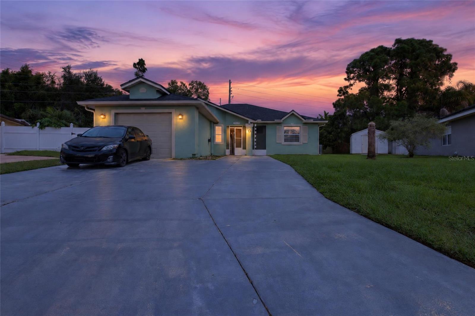 114 Sunwood Ct — photo