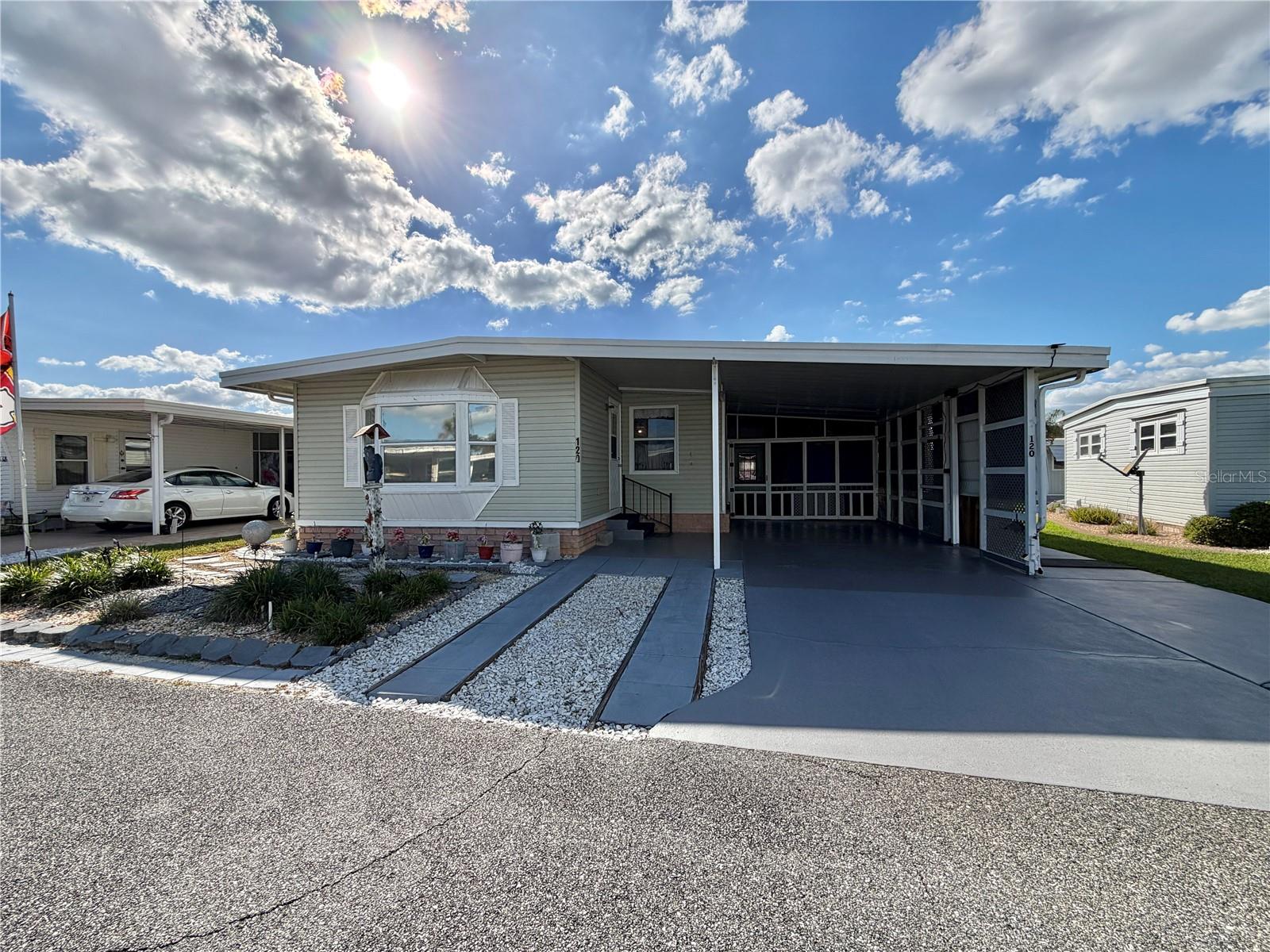 120 Camellia Trl — photo