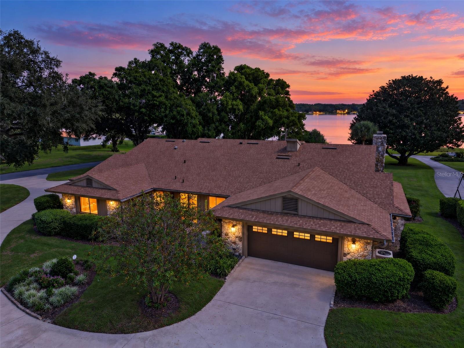 1750 Sussex Dr — photo