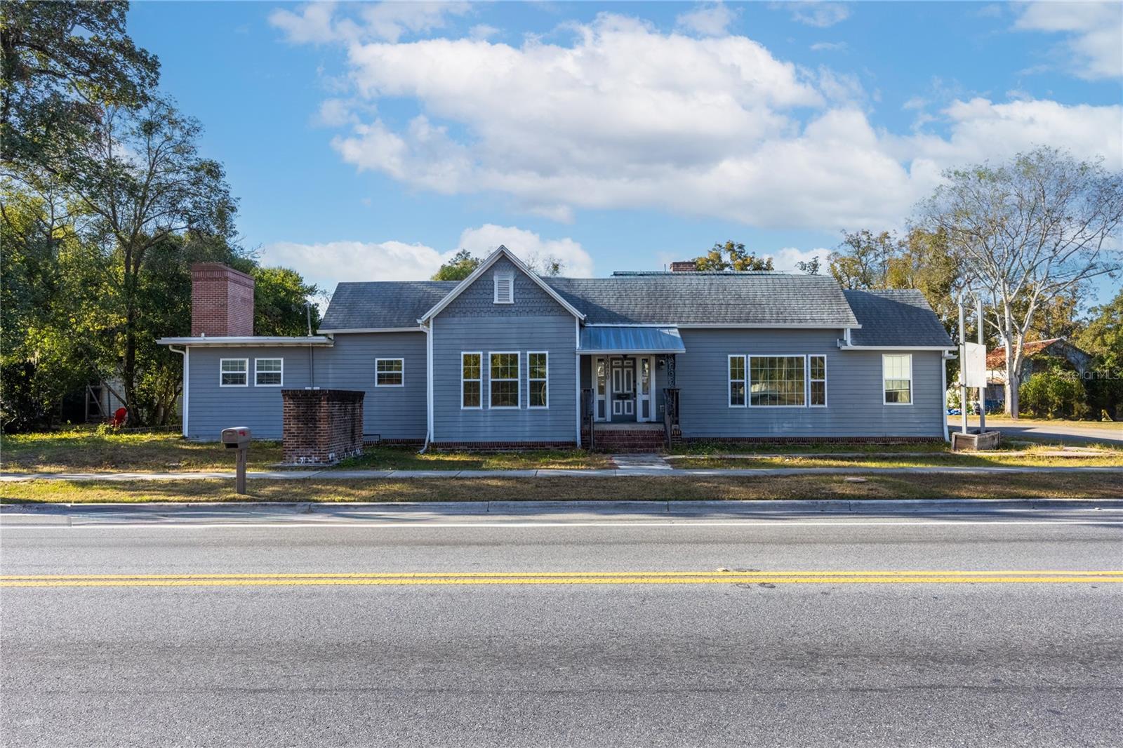 18420 High Springs Main St — photo