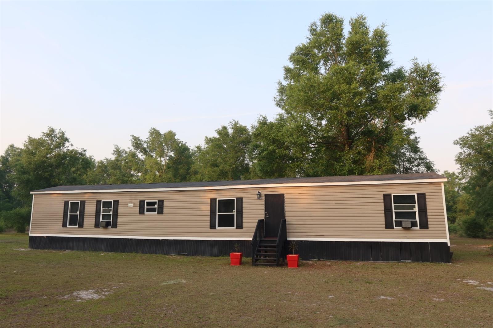 11533 E US 90 — photo