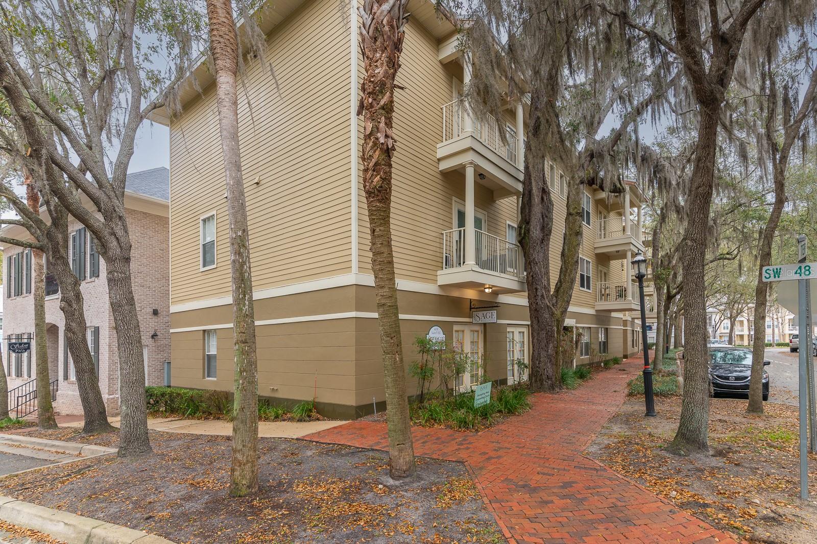 4850 SW 91st Ter #301 — photo