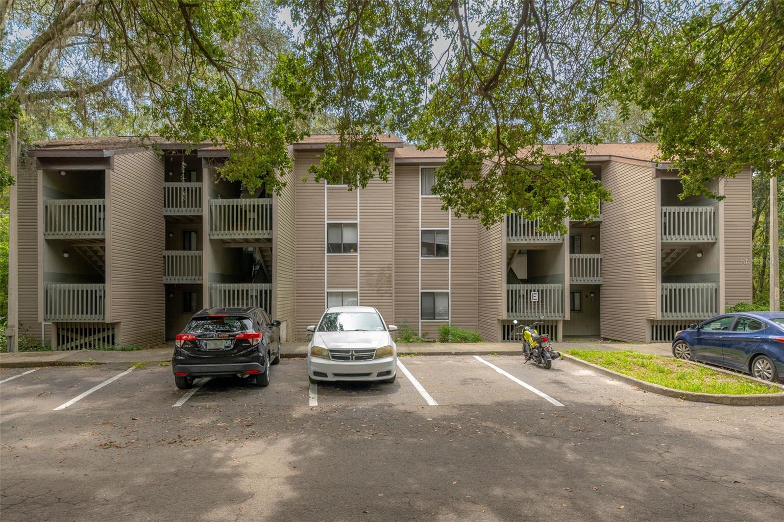 83 SE 16th Ave #E102 — photo