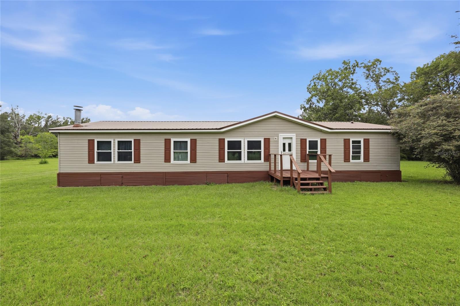 7412 NW State Road 45 — photo