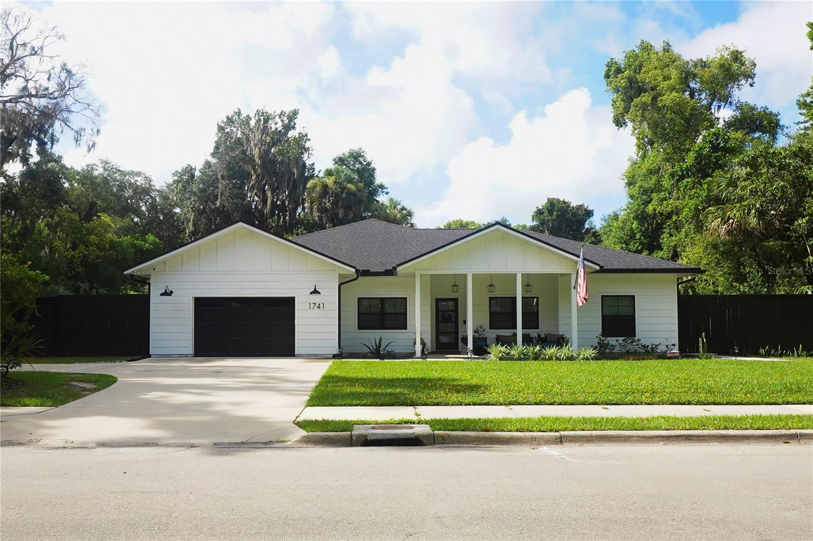 1741 NW 7th Ave — photo