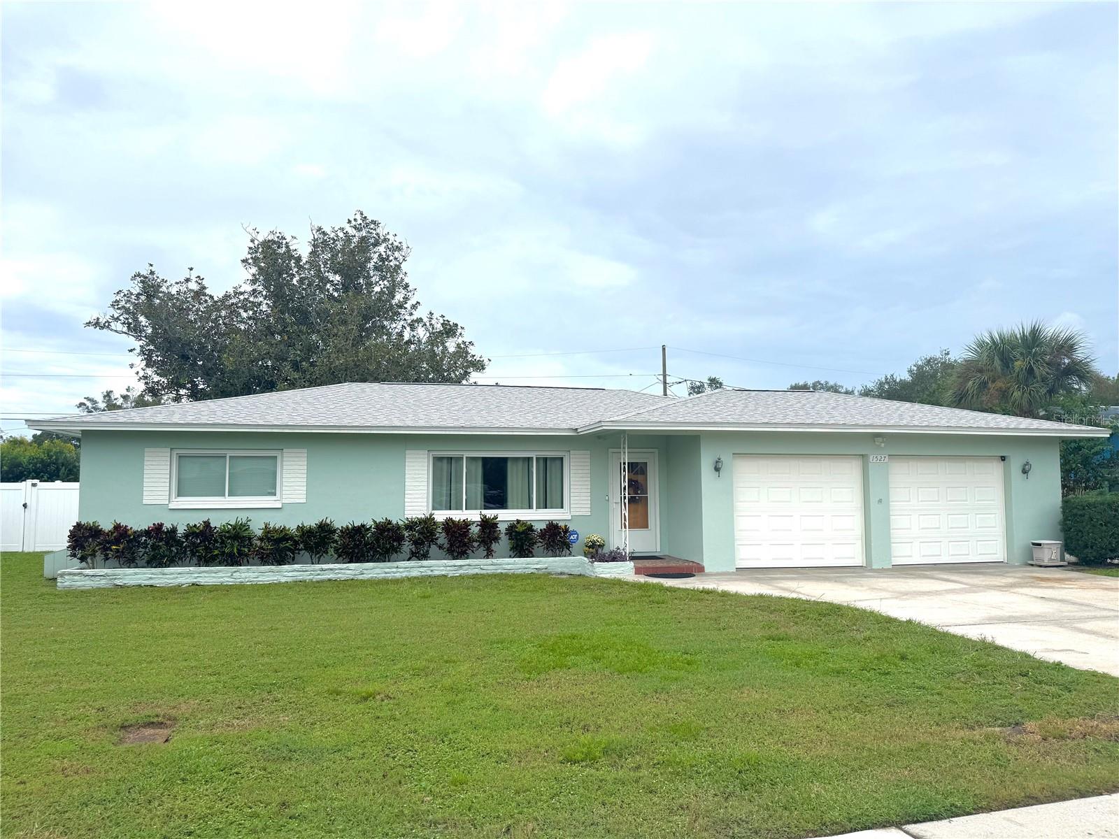 1527 Lakeview Rd — photo