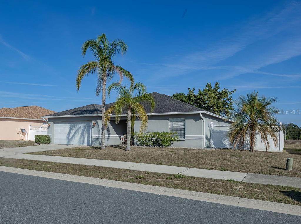 1015 Highland Crest Cir — photo