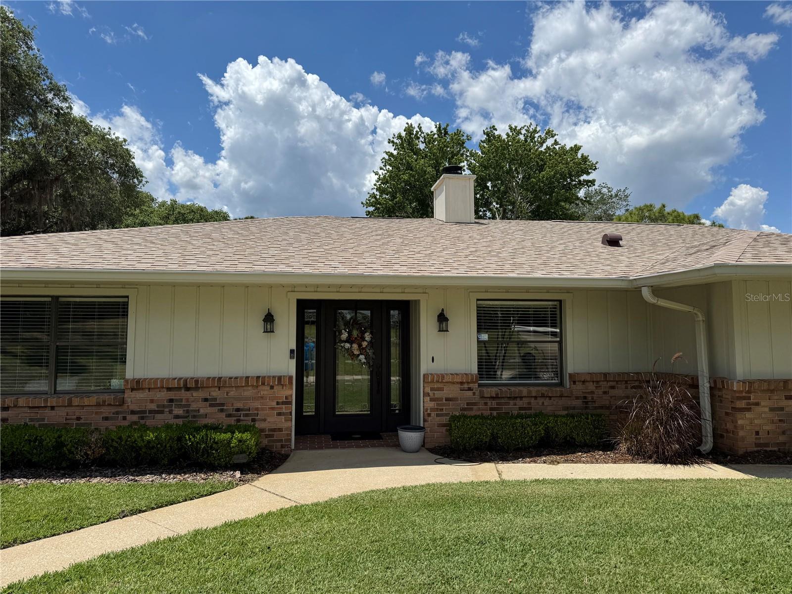 334 W F St #Fl — photo