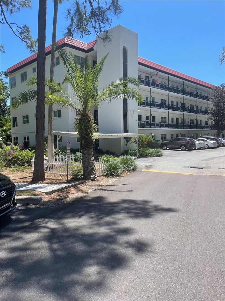 200 El Camino Dr #102 — photo