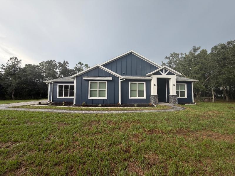 3755 Lakeview Acres Rd — photo
