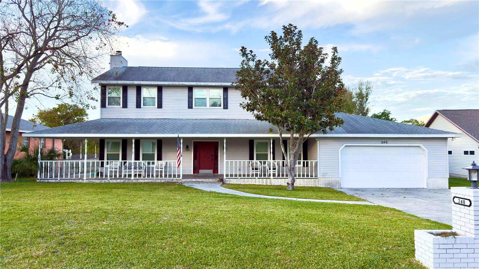 240 Santa Rosa Dr — photo