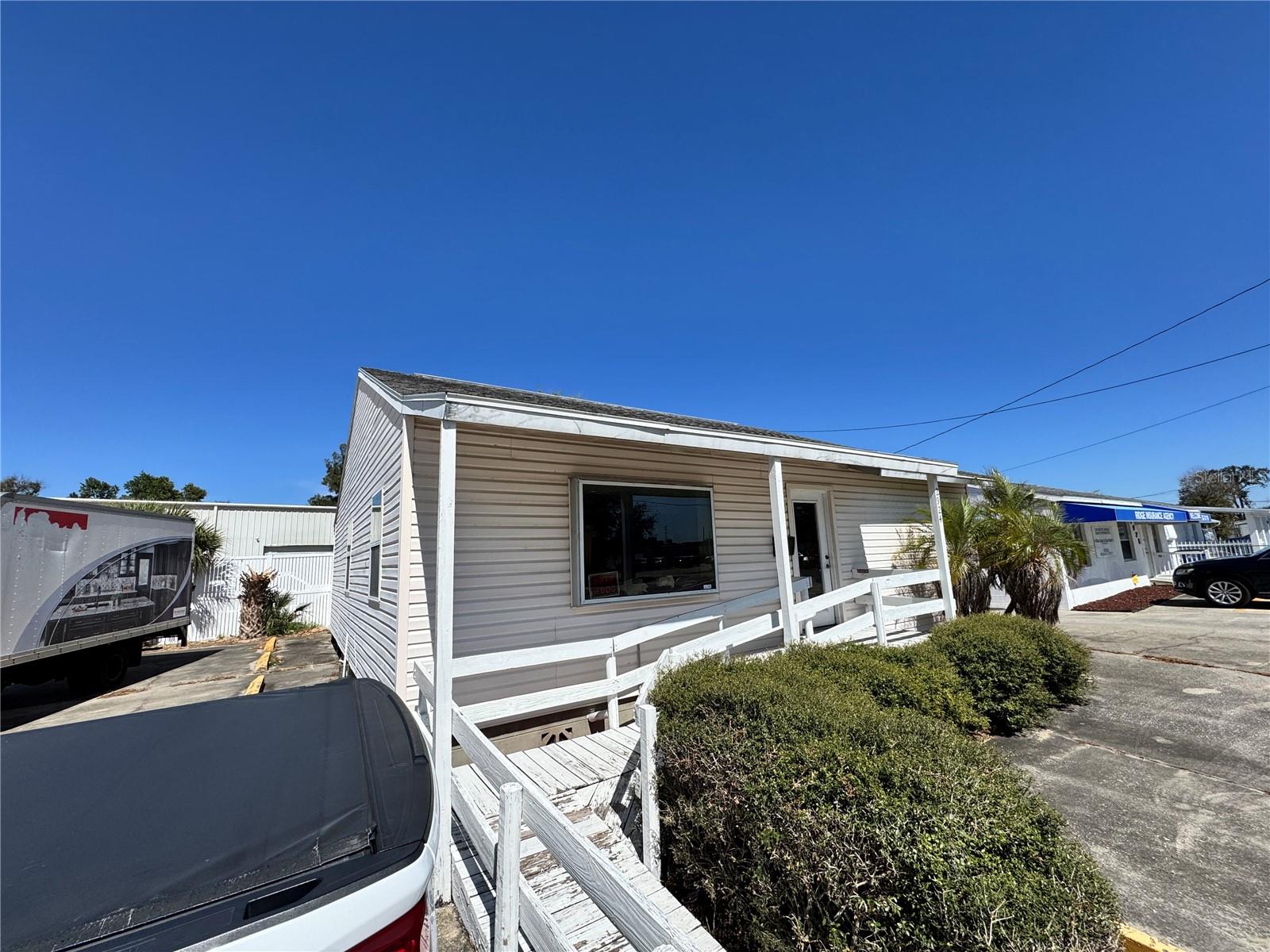 2924 Kenilworth Blvd — photo