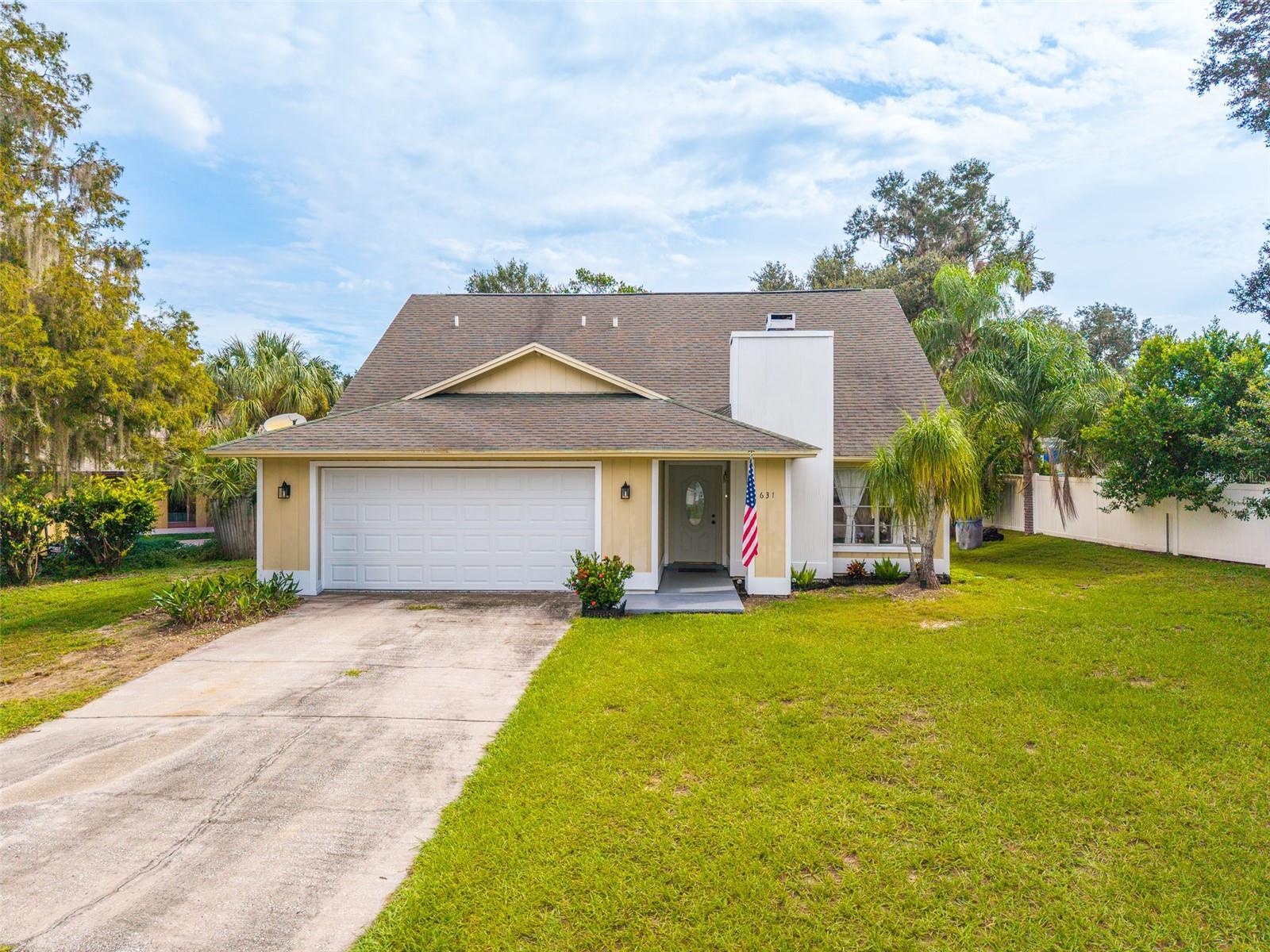 631 Stone Dr — photo