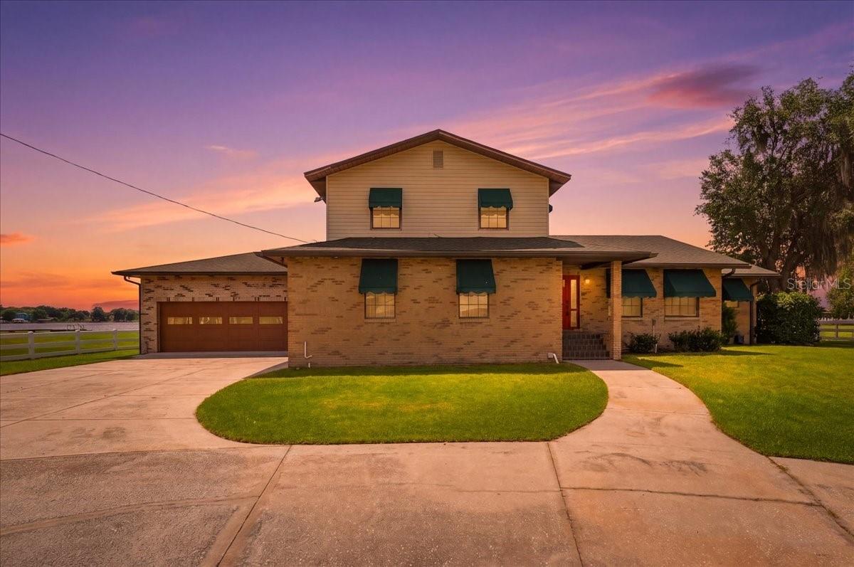 2731 State Road 557 — photo