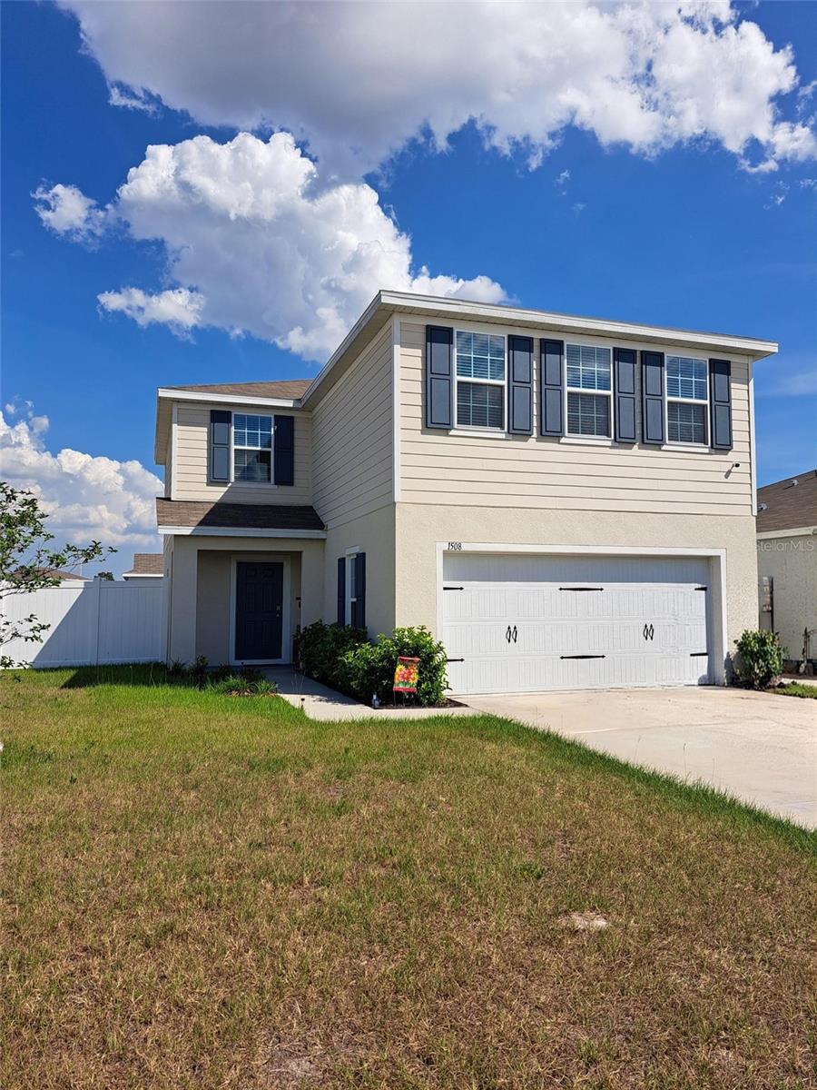 1508 Majestic Ln — photo