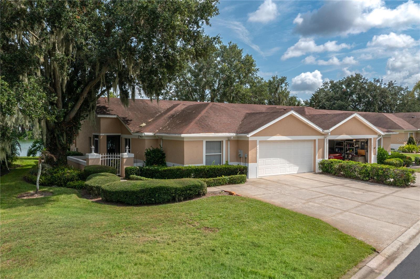 5667 Water Oak Ln — photo