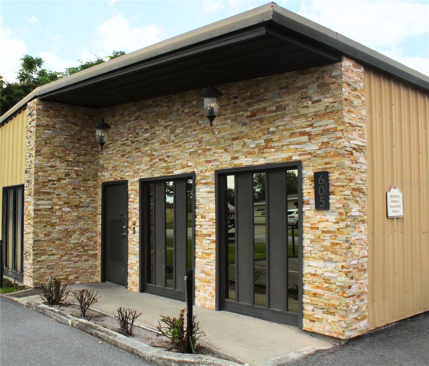605 W Brannen Rd — photo