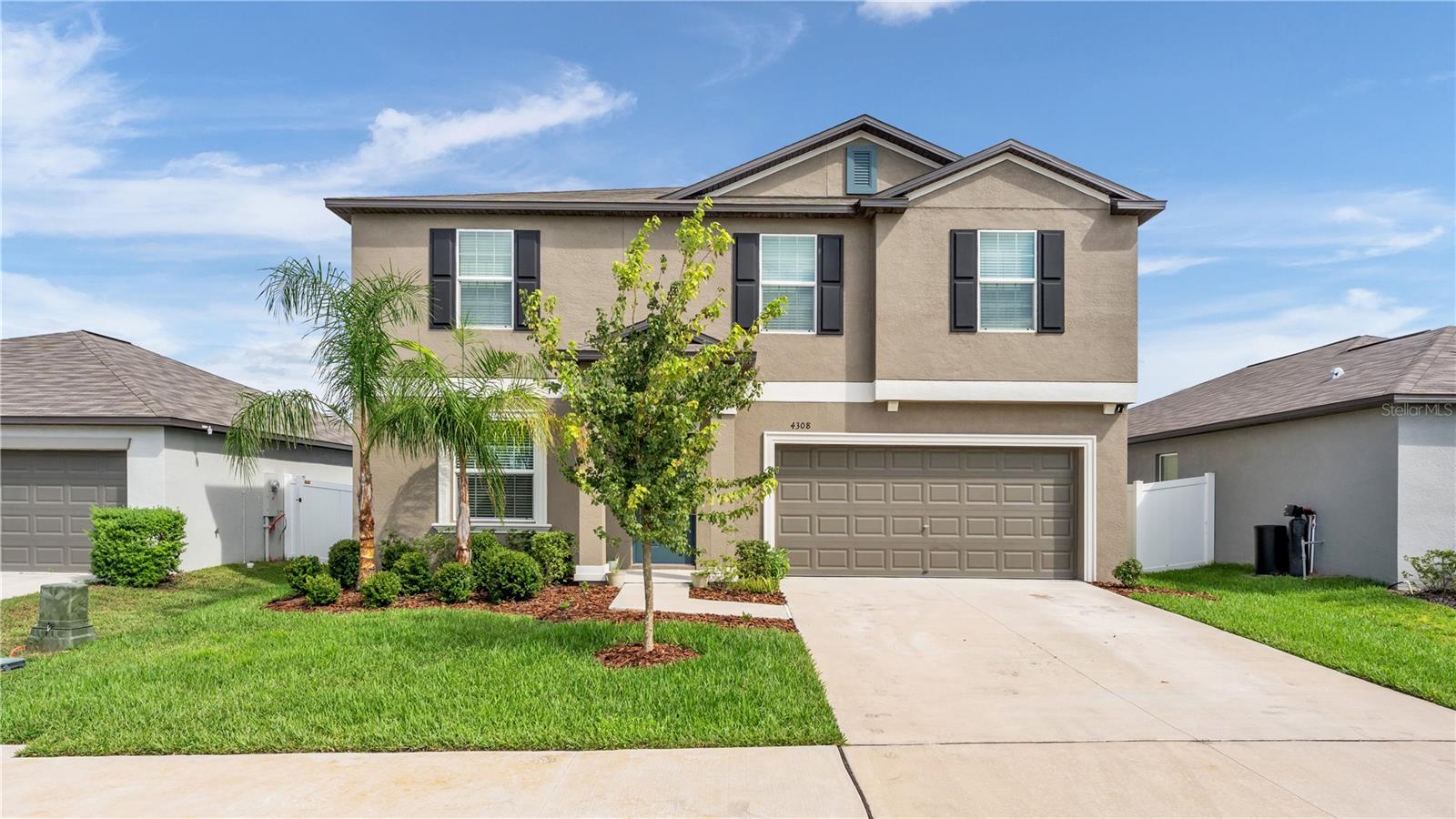 4308 Fabulous Finch Ln — photo