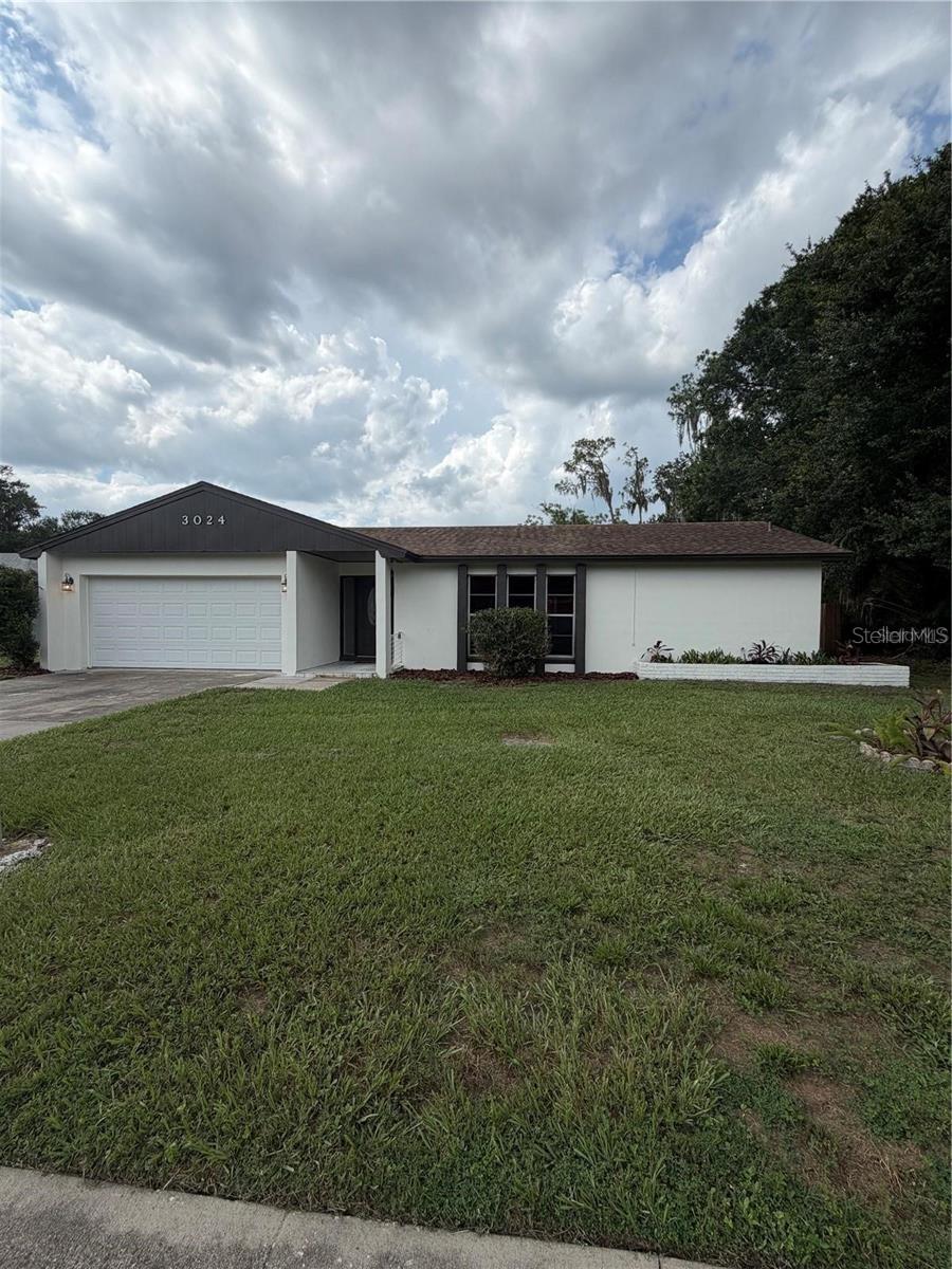 3024 Blown Feather Ln — photo