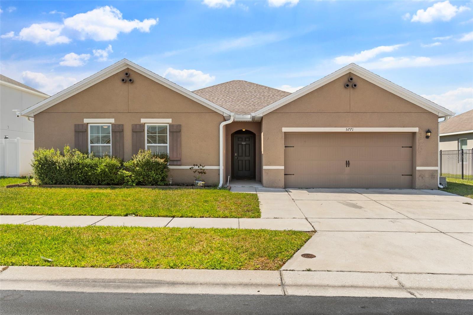 5771 Marsh Landing Dr — photo