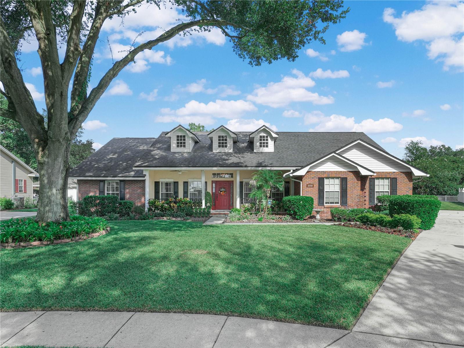 2113 Longleaf Cir — photo