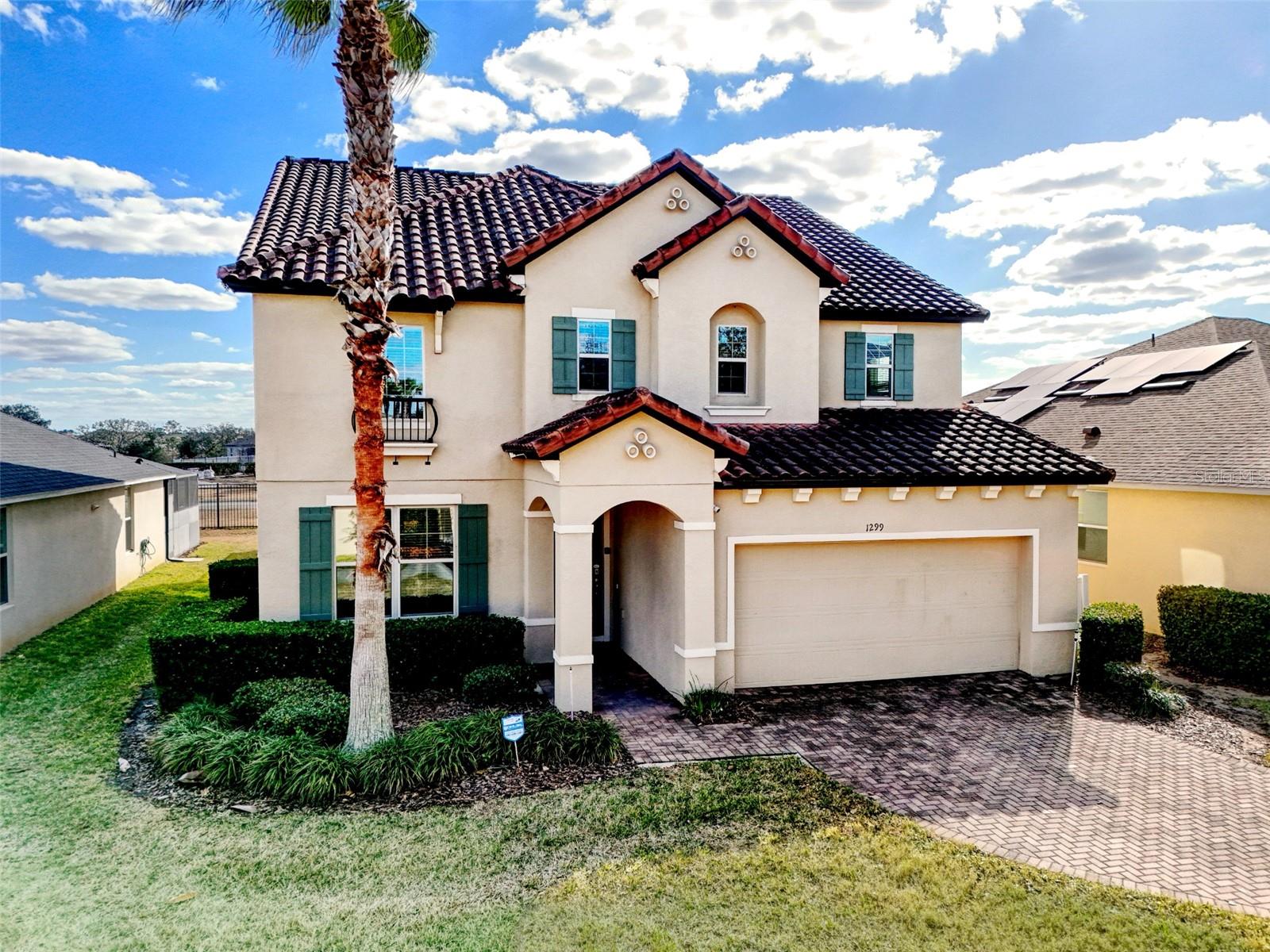 1299 Yorkshire Ct — photo